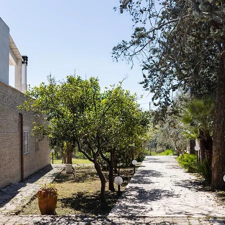 B&B Samarelle - Exclusive Villa With Garden And Panoramic Terrace - Molfetta *